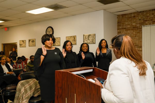Courtney Hunt sworn in as Baton Rouge Metropolitan Chamber of Commerce board member post image